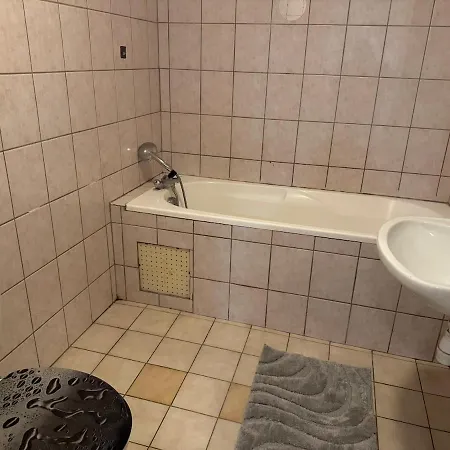 Appartement Center Station Ground Floor *