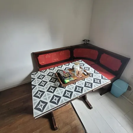 Center Station Ground Floor Appartamento *